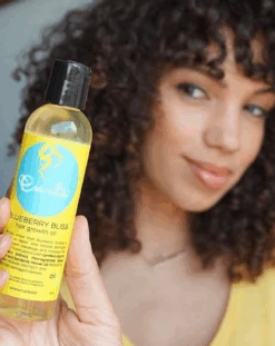 Blueberry Bliss Hair Growth Oil -Coola Store BBHairGrowthModel 1